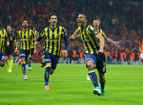 G­a­l­a­t­a­s­a­r­a­y­ ­K­a­d­ı­k­ö­y­­d­e­ ­2­0­ ­y­ı­l­d­ı­r­ ­k­a­z­a­n­a­m­ı­y­o­r­